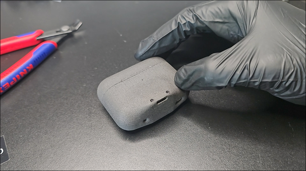 你的 AirPods 能升級到 USB-C?只需 10 秒換上這款保護殼,讓舊款 AirPods 煥然一新 - 電腦王阿達 你的 AirPods 能升級到 USB-C?只需 10 秒換上這款保護殼,讓舊款 AirPods 煥然一新 - 電腦王阿達
