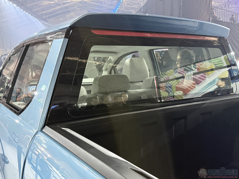 HHTD24 發表 Model D 豪華電動 MPV 與科技感中型巴士 Model U(同場加映:Model A、Model B 與美國版 Model C 賞車) - 電腦王阿達 HHTD24 發表 Model D 豪華電動 MPV 與科技感中型巴士 Model U(同場加映:Model A、Model B 與美國版 Model C 賞車) - 電腦王阿達