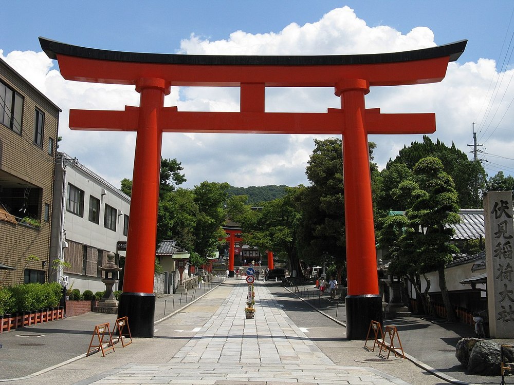 日本旅遊注意!白人女子鳥居健身影片引發爭議,恐觸犯日本刑法 - 電腦王阿達 日本旅遊注意!白人女子鳥居健身影片引發爭議,恐觸犯日本刑法 - 電腦王阿達
