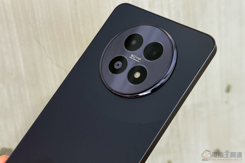 realme 13 / 13+ 在台發表:敢越級挑戰的高 CP 值「遊戲戰神」 - 電腦王阿達 realme 13 / 13+ 在台發表:敢越級挑戰的高 CP 值「遊戲戰神」 - 電腦王阿達