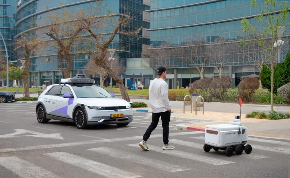 Uber 與 Avride 攜手合作:自駕送貨機器人與自動駕駛車輛即將上線 - 電腦王阿達 Uber 與 Avride 攜手合作:自駕送貨機器人與自動駕駛車輛即將上線 - 電腦王阿達