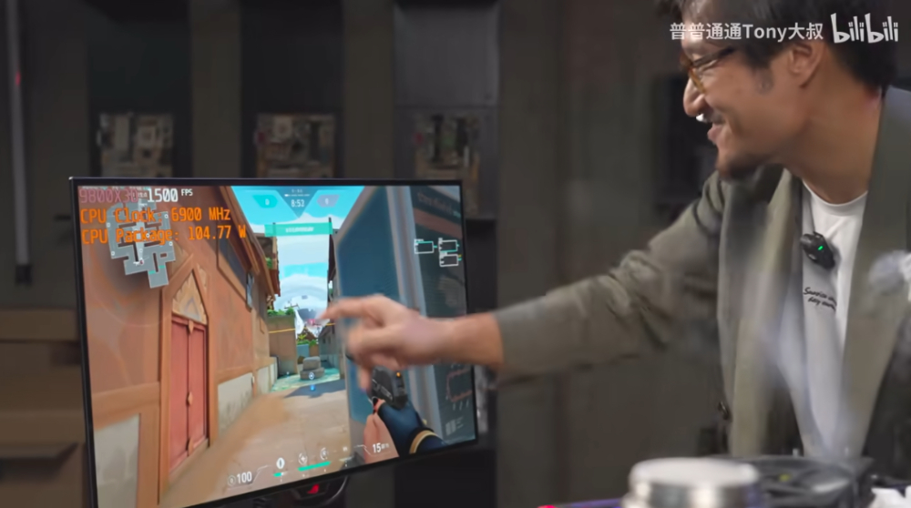 有人已經將 Ryzen 7 9800X3D 超頻到 6.9GHz,在《CS2》遊戲跑出近 1,300FPS,功耗還僅 100W - 電腦王阿達 有人已經將 Ryzen 7 9800X3D 超頻到 6.9GHz,在《CS2》遊戲跑出近 1,300FPS,功耗還僅 100W - 電腦王阿達
