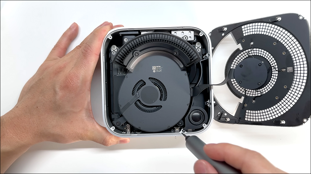 M4 Mac mini 採用可拆卸 SSD 模組化設計,國外已有成功改裝擴充至 2TB 案例 - 電腦王阿達 M4 Mac mini 採用可拆卸 SSD 模組化設計,國外已有成功改裝擴充至 2TB 案例 - 電腦王阿達