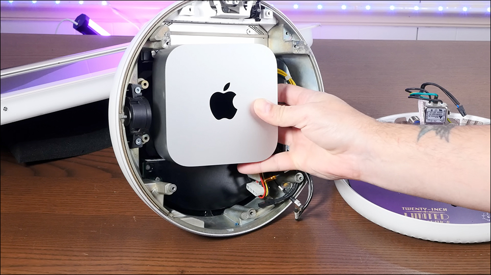 M4 Mac mini 又一瘋狂改造,這次改裝在 22 年前的 iMac G4 - 電腦王阿達 M4 Mac mini 又一瘋狂改造,這次改裝在 22 年前的 iMac G4 - 電腦王阿達