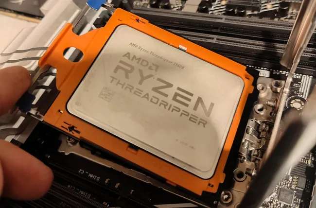 垃圾車司機在垃圾桶找到一台 Threadripper 處理器 + RTX 2080 Ti 遊戲 PC,清洗完後可正常開機使用 - 電腦王阿達 垃圾車司機在垃圾桶找到一台 Threadripper 處理器 + RTX 2080 Ti 遊戲 PC,清洗完後可正常開機使用 - 電腦王阿達