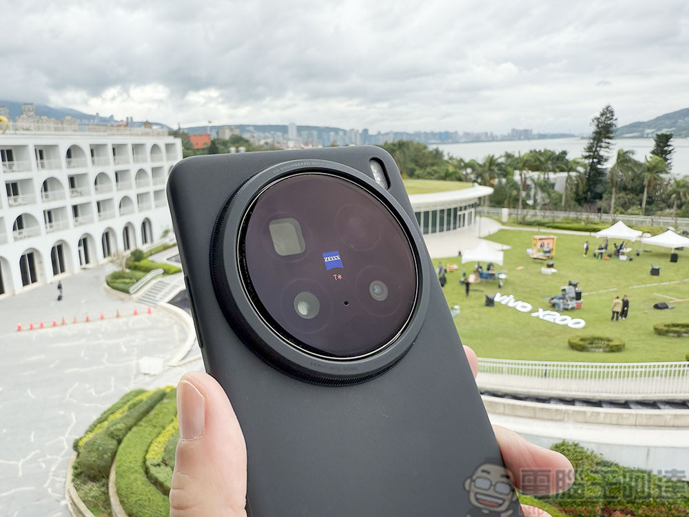 vivo X200 Pro 攝影超厲害變焦快速體驗, 預購領機成功抽聯發科股票! - 電腦王阿達 vivo X200 Pro 攝影超厲害變焦快速體驗, 預購領機成功抽聯發科股票! - 電腦王阿達