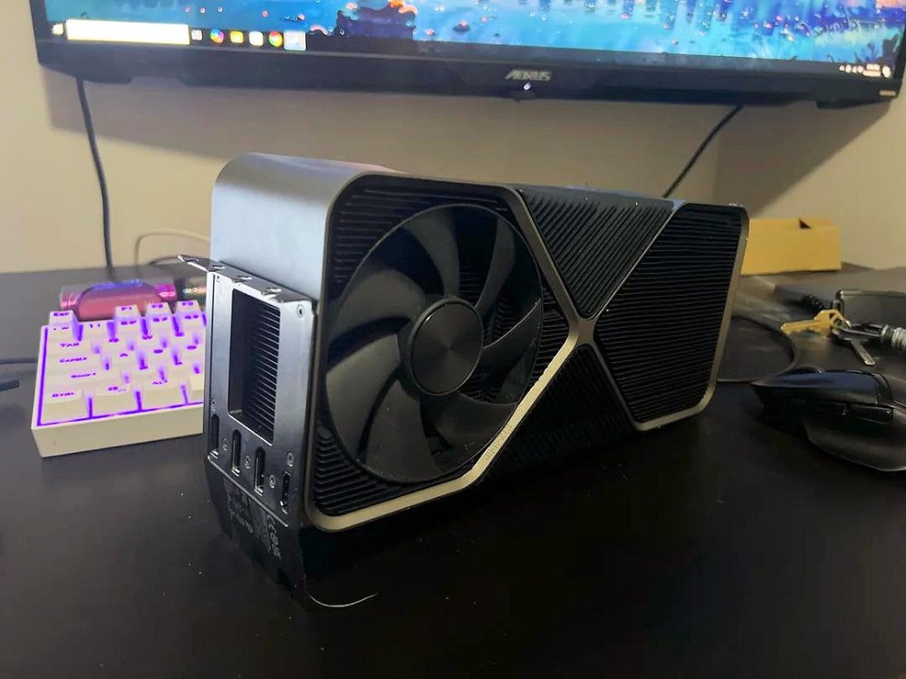 等等,竟然有人從垃圾桶中挖到尚未發表過的 RTX 4090 Ti? - 電腦王阿達 等等,竟然有人從垃圾桶中挖到尚未發表過的 RTX 4090 Ti? - 電腦王阿達