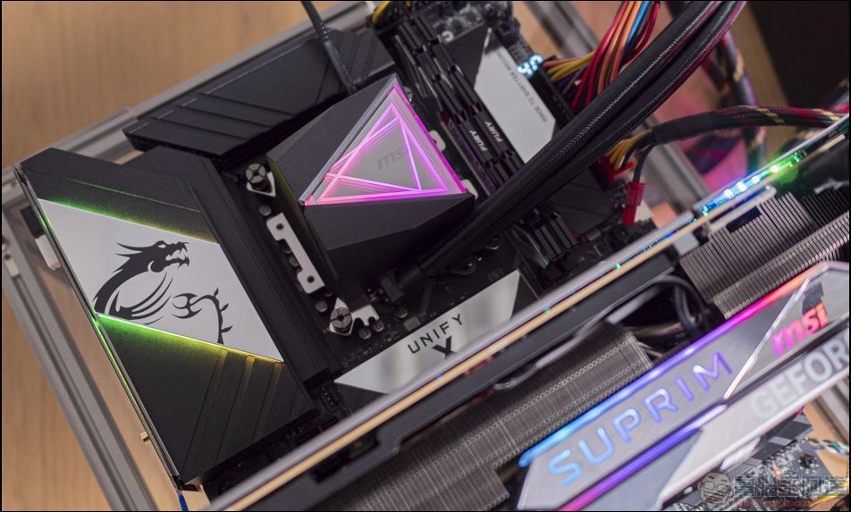 MSI MEG Z890 UNIFY-X 開箱 - 43 MSI MEG Z890 UNIFY-X 開箱 - 43