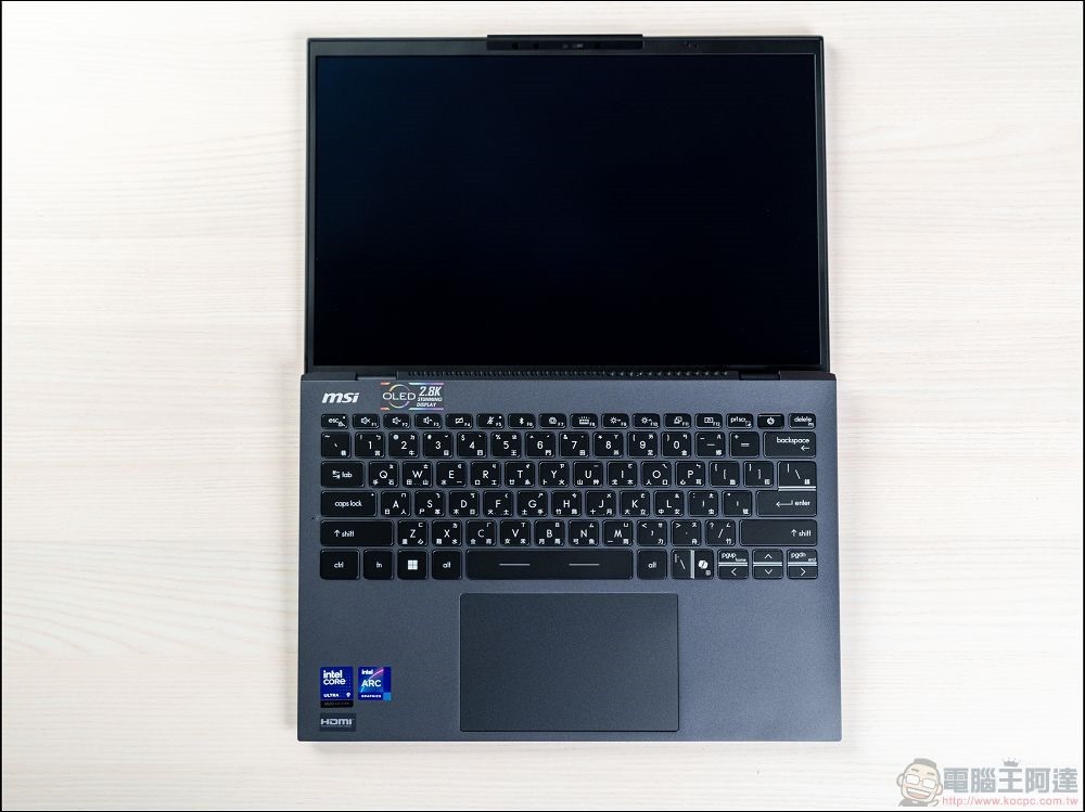MSI Prestige 13 AI Evo A2VMG-011TW 開箱 - 12 MSI Prestige 13 AI Evo A2VMG-011TW 開箱 - 12