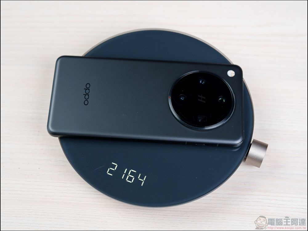 OPPO Find X8 Pro 開箱 - 07 OPPO Find X8 Pro 開箱 - 07