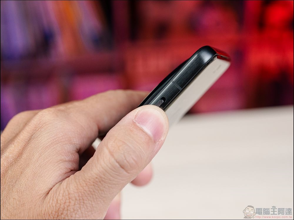 OPPO Find X8 Pro 開箱 - 15 OPPO Find X8 Pro 開箱 - 15