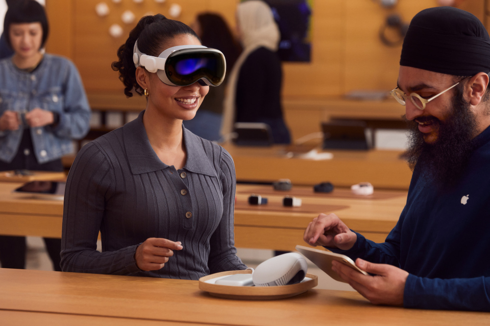 Apple Vision Pro 登台動手玩:為什麼跟別人借不如直接到門市體驗? - 電腦王阿達 Apple Vision Pro 登台動手玩:為什麼跟別人借不如直接到門市體驗? - 電腦王阿達