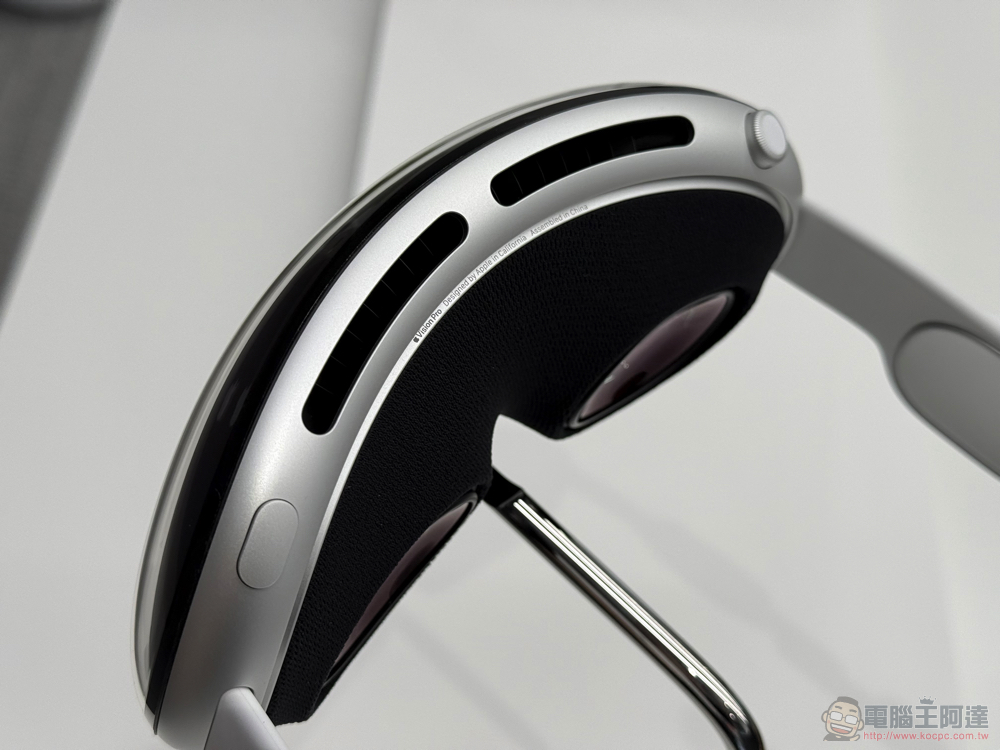Apple Vision Pro 台灣開箱體驗前篇:從 iPhone 的「 i 」到 Vision 的「 v 」世代 - 電腦王阿達 Apple Vision Pro 台灣開箱體驗前篇:從 iPhone 的「 i 」到 Vision 的「 v 」世代 - 電腦王阿達