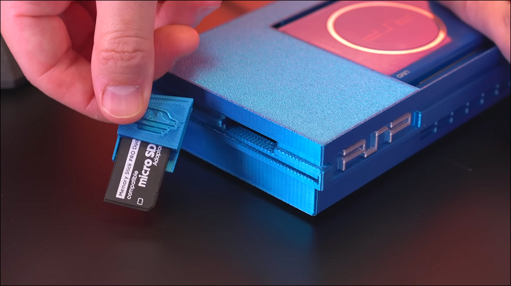國外神人將壞掉的 PSP 改裝成迷你版的 PS2,且支援各種藍牙控制器 - 電腦王阿達 國外神人將壞掉的 PSP 改裝成迷你版的 PS2,且支援各種藍牙控制器 - 電腦王阿達