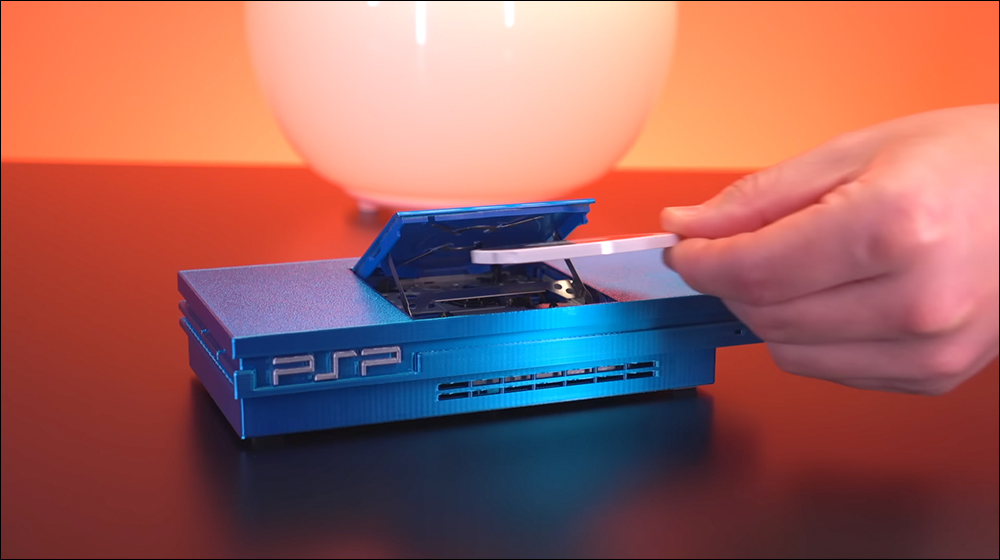 國外神人將壞掉的 PSP 改裝成迷你版的 PS2,且支援各種藍牙控制器 - 電腦王阿達 國外神人將壞掉的 PSP 改裝成迷你版的 PS2,且支援各種藍牙控制器 - 電腦王阿達