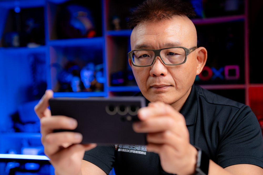 影片、運動、動畫、串流全支援!「qbarmour 立方盾」為手機展開裸視 3D 新世界 - 電腦王阿達 影片、運動、動畫、串流全支援!「qbarmour 立方盾」為手機展開裸視 3D 新世界 - 電腦王阿達