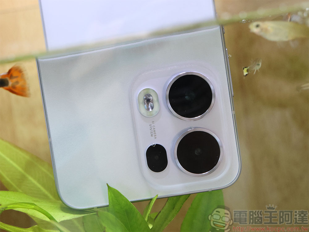 最新輕旗艦 OPPO Reno13 Pro 開箱實測:輕奢精工太美麗,相機、AI 實用功能全方位升級 - 電腦王阿達 最新輕旗艦 OPPO Reno13 Pro 開箱實測:輕奢精工太美麗,相機、AI 實用功能全方位升級 - 電腦王阿達