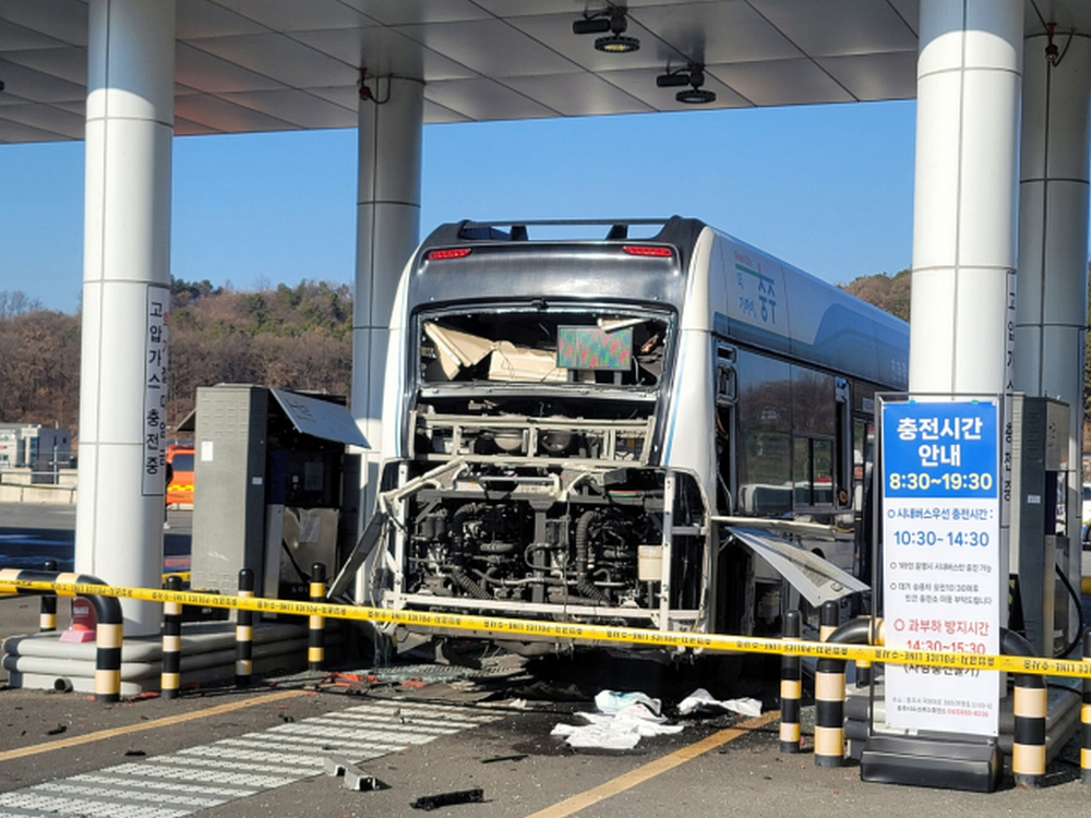 韓國發生氫能源公車爆炸事件:3人受傷,氫能車安全引發關注 - 電腦王阿達 韓國發生氫能源公車爆炸事件:3人受傷,氫能車安全引發關注 - 電腦王阿達