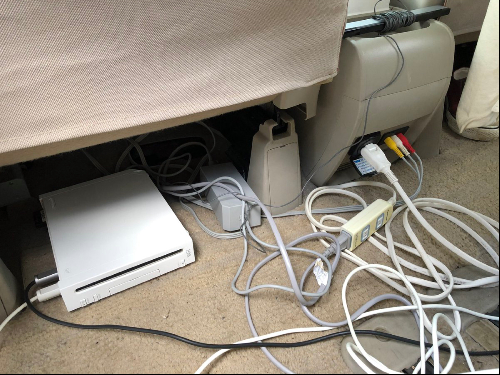 PlayStation 遊戲車內也能玩?日本網友將車機螢幕改裝玩起 PS1 遊戲,也有 wii U 和 Switch 玩家分享車內遊戲場景 - 電腦王阿達 PlayStation 遊戲車內也能玩?日本網友將車機螢幕改裝玩起 PS1 遊戲,也有 wii U 和 Switch 玩家分享車內遊戲場景 - 電腦王阿達