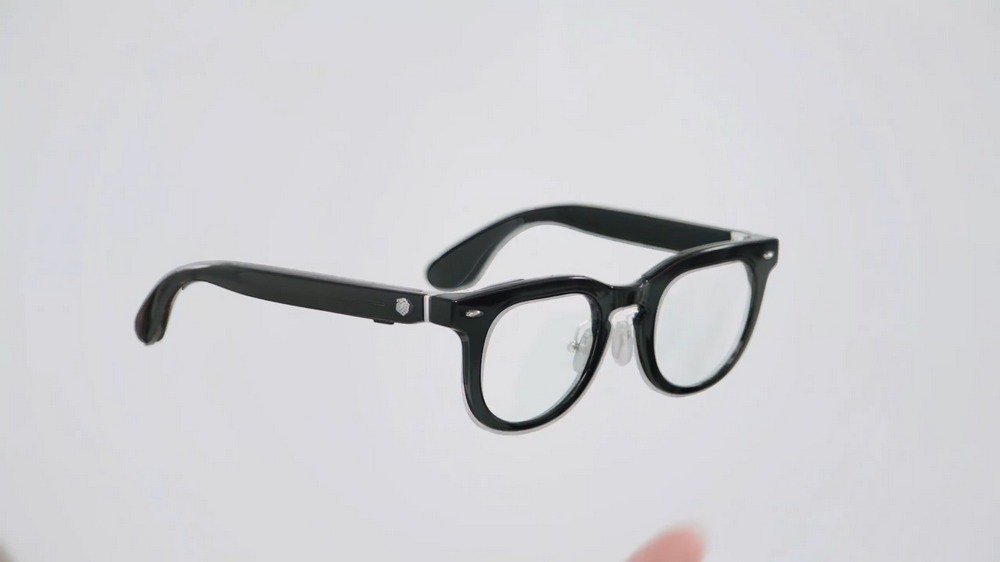 CES 2025 出現又一款 AI 智慧眼鏡 Halliday Glasses,提供翻譯、提醒、導航等實用功能 - 電腦王阿達 CES 2025 出現又一款 AI 智慧眼鏡 Halliday Glasses,提供翻譯、提醒、導航等實用功能 - 電腦王阿達