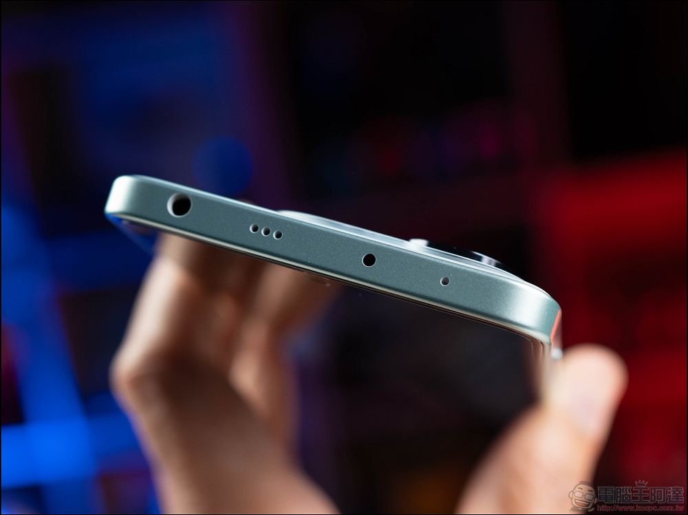 搭載一億像素相機、價格不到九千元的中階甜品機 Redmi Note 14 5G 開箱 - 電腦王阿達 搭載一億像素相機、價格不到九千元的中階甜品機 Redmi Note 14 5G 開箱 - 電腦王阿達