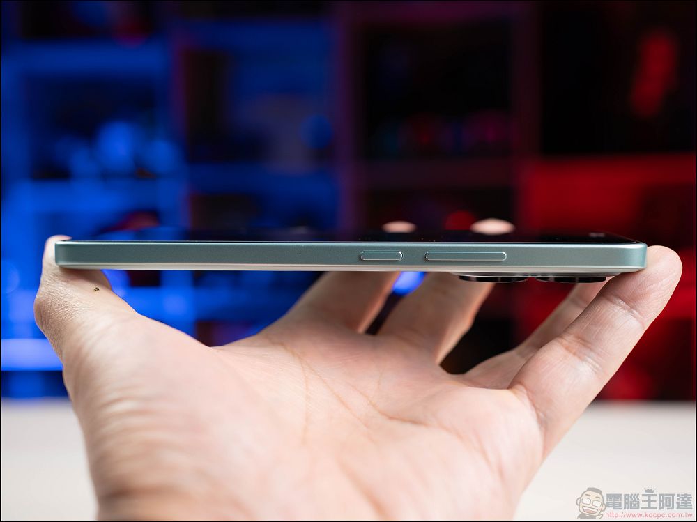 搭載一億像素相機、價格不到九千元的中階甜品機 Redmi Note 14 5G 開箱 - 電腦王阿達 搭載一億像素相機、價格不到九千元的中階甜品機 Redmi Note 14 5G 開箱 - 電腦王阿達