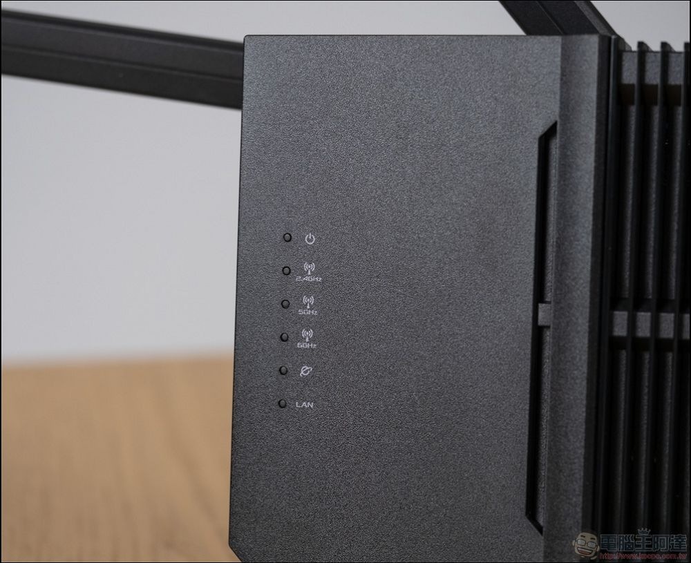 ASUS RT-BE92U 開箱 -14 ASUS RT-BE92U 開箱 -14