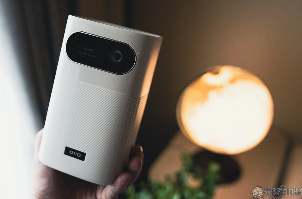 OVO 掌上無框電視 2 代 U9 開箱|小巧一手掌握,精彩無邊界 - 電腦王阿達 OVO 掌上無框電視 2 代 U9 開箱|小巧一手掌握,精彩無邊界 - 電腦王阿達