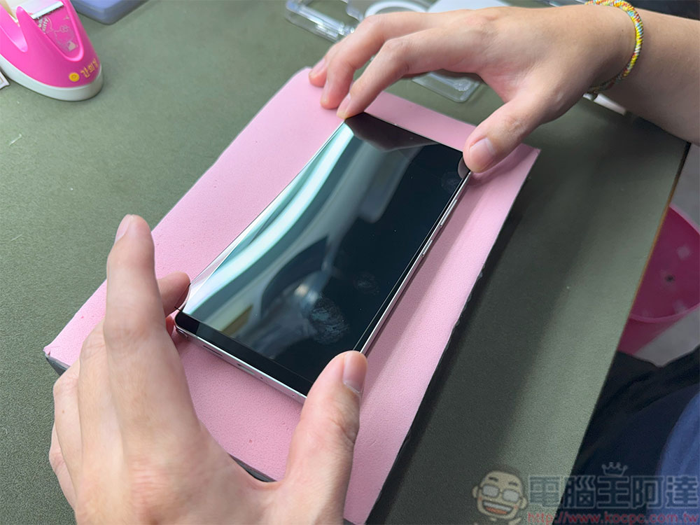 imos Samsung Galaxy S25 系列 SOLID-EX2 萊因認證低藍光玻璃保貼,全套防護一站到位 - 電腦王阿達 imos Samsung Galaxy S25 系列 SOLID-EX2 萊因認證低藍光玻璃保貼,全套防護一站到位 - 電腦王阿達