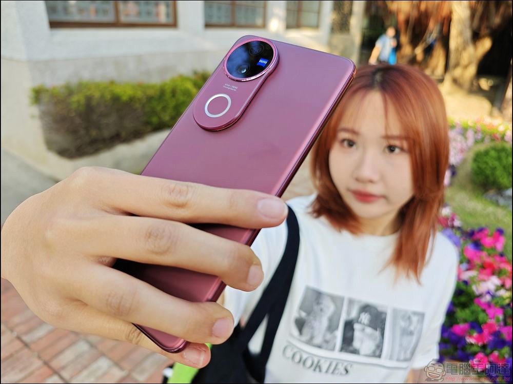 vivo V50 開箱評測 - 01 vivo V50 開箱評測 - 01