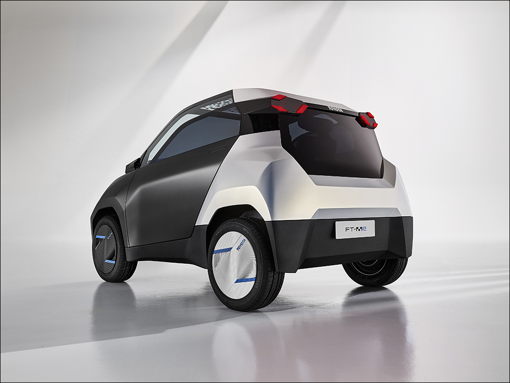 Toyota FT-Me 全新微型電動概念車亮相!沒有踏板、還能用太陽能充電,歐洲 14 歲就能開! - 電腦王阿達 Toyota FT-Me 全新微型電動概念車亮相!沒有踏板、還能用太陽能充電,歐洲 14 歲就能開! - 電腦王阿達