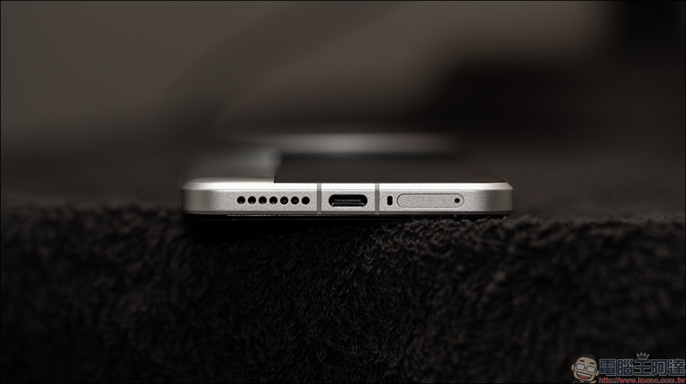小米 Xiaomi 15 Ultra vs Xiaomi 15 開箱&選購攻略|2025 最新徠卡影像旗艦巔峰對決,哪款最適合你? - 電腦王阿達 小米 Xiaomi 15 Ultra vs Xiaomi 15 開箱&選購攻略|2025 最新徠卡影像旗艦巔峰對決,哪款最適合你? - 電腦王阿達