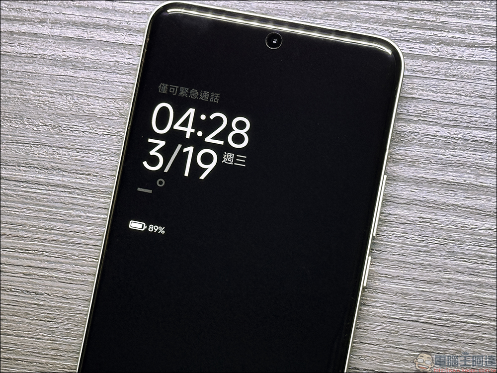 小米 Xiaomi 15 Ultra vs Xiaomi 15 開箱&選購攻略|2025 最新徠卡影像旗艦巔峰對決,哪款最適合你? - 電腦王阿達 小米 Xiaomi 15 Ultra vs Xiaomi 15 開箱&選購攻略|2025 最新徠卡影像旗艦巔峰對決,哪款最適合你? - 電腦王阿達