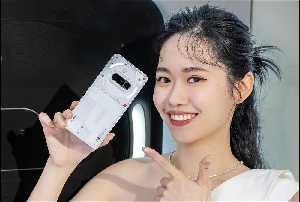 Nothing Phone (3a) 正式登台:極簡設計與 AI 智慧技術的巧妙融合 - 電腦王阿達 Nothing Phone (3a) 正式登台:極簡設計與 AI 智慧技術的巧妙融合 - 電腦王阿達