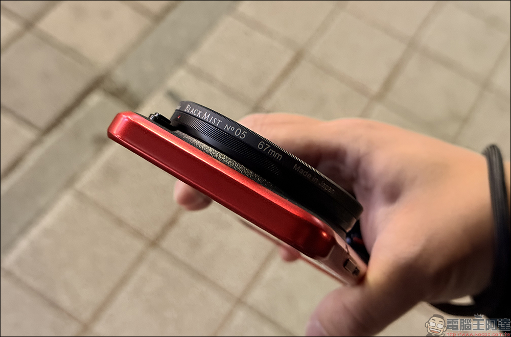 小米 Xiaomi 15 Ultra vs Xiaomi 15 開箱&選購攻略|2025 最新徠卡影像旗艦巔峰對決,哪款最適合你? - 電腦王阿達 小米 Xiaomi 15 Ultra vs Xiaomi 15 開箱&選購攻略|2025 最新徠卡影像旗艦巔峰對決,哪款最適合你? - 電腦王阿達