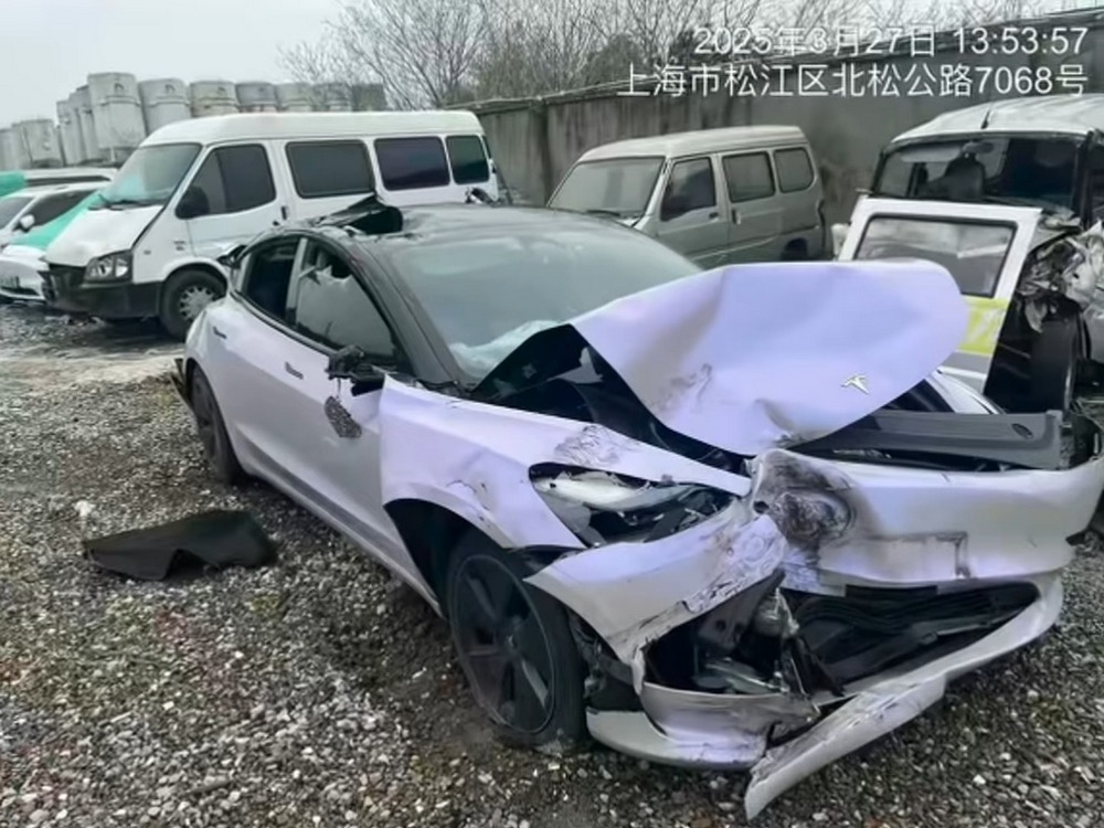 特斯拉 Model 3 安全性再驗證!高速公路遭追尾又撞進大卡車底下車輛乘客與駕駛均安全生還 - 電腦王阿達 特斯拉 Model 3 安全性再驗證!高速公路遭追尾又撞進大卡車底下車輛乘客與駕駛均安全生還 - 電腦王阿達