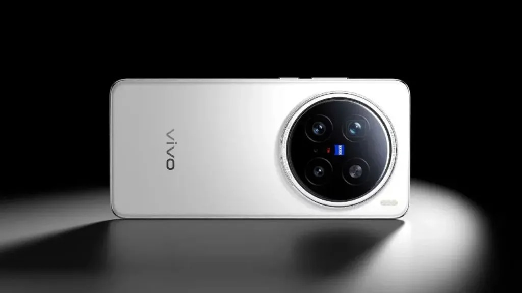 vivo X200 Ultra 攝影樣張曝光:搭載35mm 經典焦段、雙影像晶片助攻人像拍攝 - 電腦王阿達 vivo X200 Ultra 攝影樣張曝光:搭載35mm 經典焦段、雙影像晶片助攻人像拍攝 - 電腦王阿達