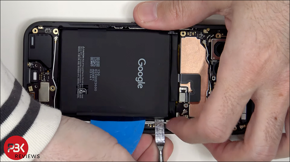 Google Pixel 9a 開賣前搶先拆!螢幕超好換,電池設計卻超難拆讓人抓狂? - 電腦王阿達 Google Pixel 9a 開賣前搶先拆!螢幕超好換,電池設計卻超難拆讓人抓狂? - 電腦王阿達