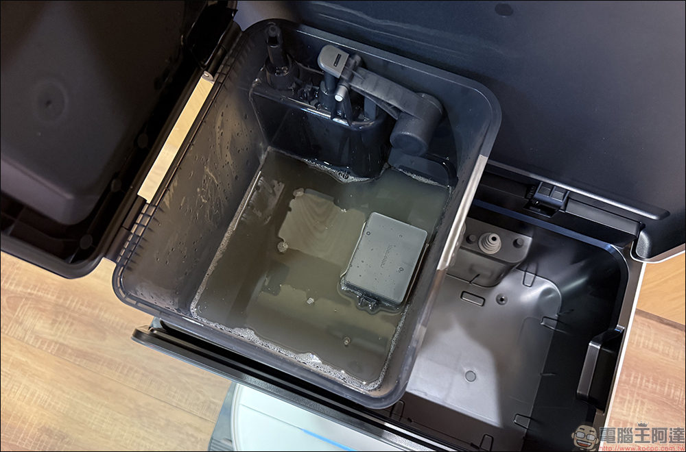Roborock G30 潛行俠開箱體驗|全能掃拖機器人,升降極淨王者的掃拖驚喜 - 電腦王阿達 Roborock G30 潛行俠開箱體驗|全能掃拖機器人,升降極淨王者的掃拖驚喜 - 電腦王阿達