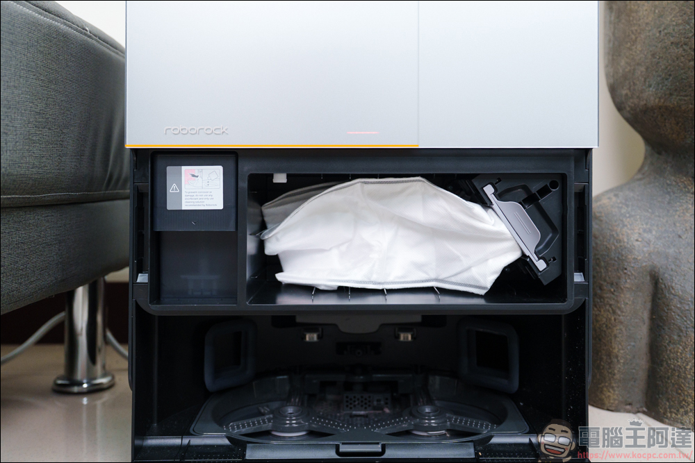 Roborock 石頭 Saros Z70 掃地機器人開箱動手玩:全球首款搭載仿生機械手臂的掃拖旗艦 - 電腦王阿達 Roborock 石頭 Saros Z70 掃地機器人開箱動手玩:全球首款搭載仿生機械手臂的掃拖旗艦 - 電腦王阿達