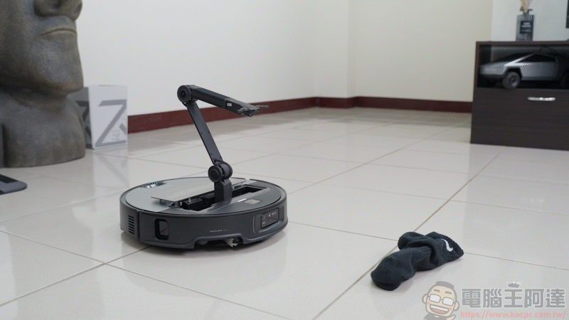 Roborock 石頭 Saros Z70 掃地機器人開箱動手玩:全球首款搭載仿生機械手臂的掃拖旗艦 - 電腦王阿達 Roborock 石頭 Saros Z70 掃地機器人開箱動手玩:全球首款搭載仿生機械手臂的掃拖旗艦 - 電腦王阿達