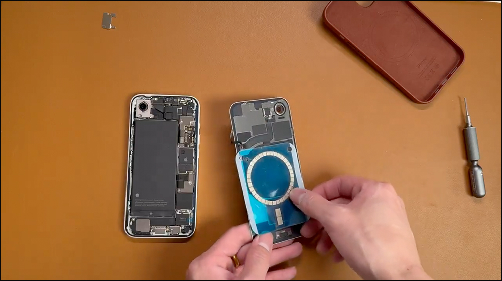 網友改裝 iPhone 16e 除擴充儲存容量,還順帶升級 MagSafe 磁吸功能 - 電腦王阿達 網友改裝 iPhone 16e 除擴充儲存容量,還順帶升級 MagSafe 磁吸功能 - 電腦王阿達