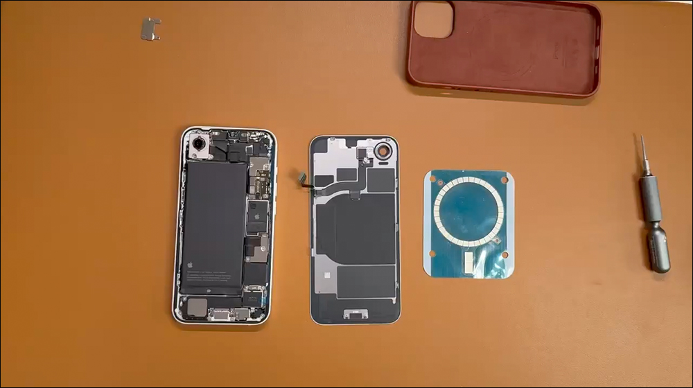 網友改裝 iPhone 16e 除擴充儲存容量,還順帶升級 MagSafe 磁吸功能 - 電腦王阿達 網友改裝 iPhone 16e 除擴充儲存容量,還順帶升級 MagSafe 磁吸功能 - 電腦王阿達