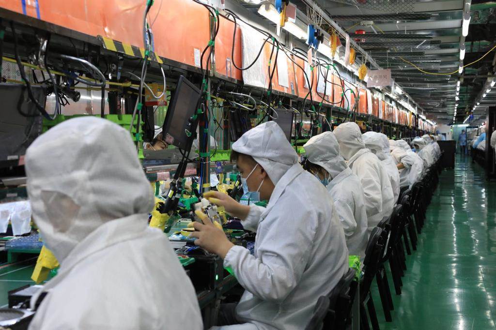 攤牌了?川普直接對庫克表示:「我不希望你在印度建廠生產iPhone」 - 電腦王阿達 攤牌了?川普直接對庫克表示:「我不希望你在印度建廠生產iPhone」 - 電腦王阿達