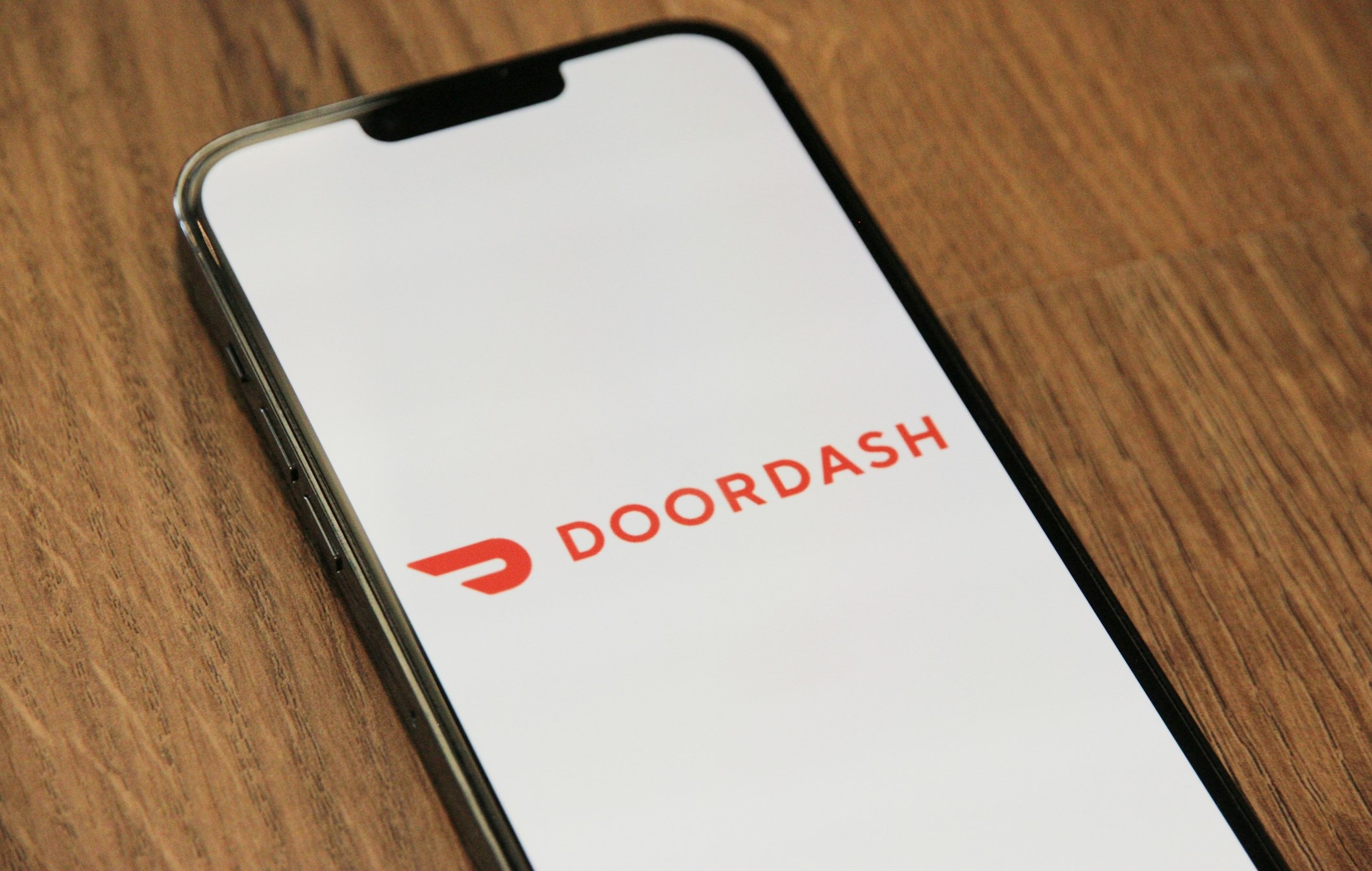 美國外送員透過內鬼與系統漏洞詐騙外送平台 DoorDash 高達250萬美金 - 電腦王阿達 美國外送員透過內鬼與系統漏洞詐騙外送平台 DoorDash 高達250萬美金 - 電腦王阿達