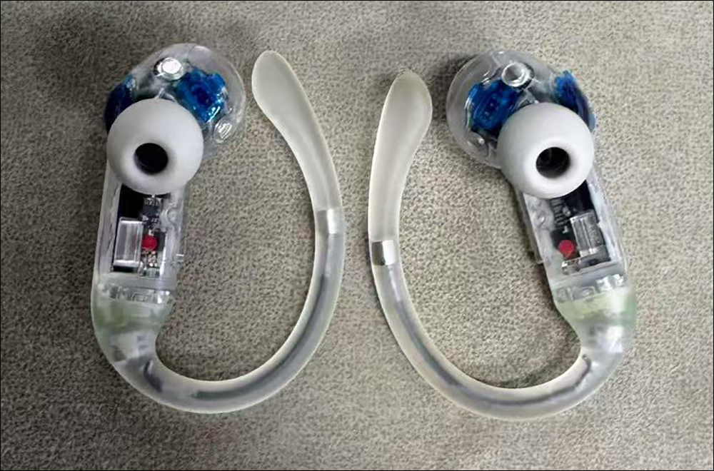 全透明 Beats Powerbeats Pro 2 耳機曝光!科技感滿分,期待它量產嗎? - 電腦王阿達 全透明 Beats Powerbeats Pro 2 耳機曝光!科技感滿分,期待它量產嗎? - 電腦王阿達