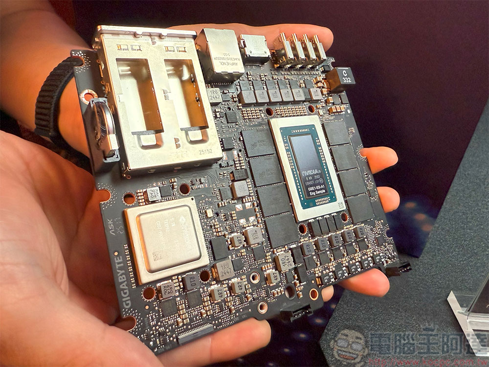 【COMPUTEX 2025】技嘉 Gigabyte「LEADING EDGE」發表會揭示全方位 AI 解決方案 - 電腦王阿達 【COMPUTEX 2025】技嘉 Gigabyte「LEADING EDGE」發表會揭示全方位 AI 解決方案 - 電腦王阿達