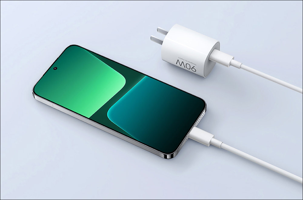 小米 90W GaN 小布丁充電器推出:體積縮小 48%,支援手機與與筆電快充 - 電腦王阿達 小米