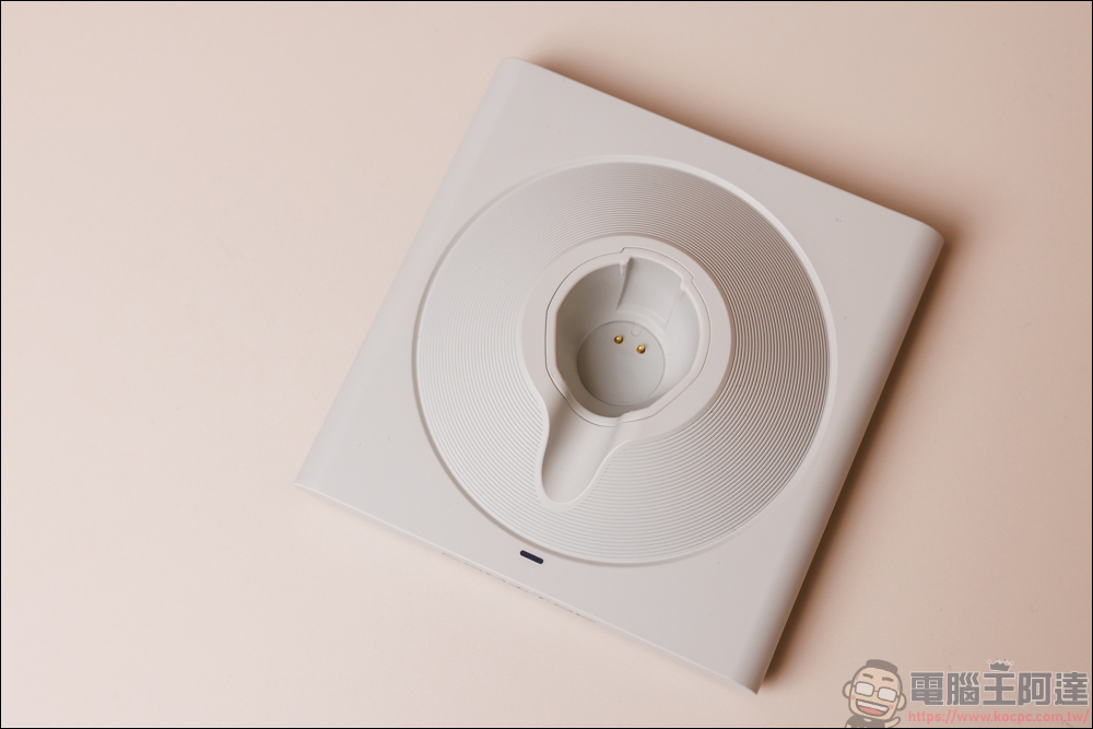 COMITOK MOGO 手機穩定器開箱動手玩|與 Apple DockKit 連動,讓穩定器成為你的隨行攝影師! - 電腦王阿達 COMITOK MOGO 手機穩定器開箱動手玩|與 Apple DockKit 連動,讓穩定器成為你的隨行攝影師! - 電腦王阿達