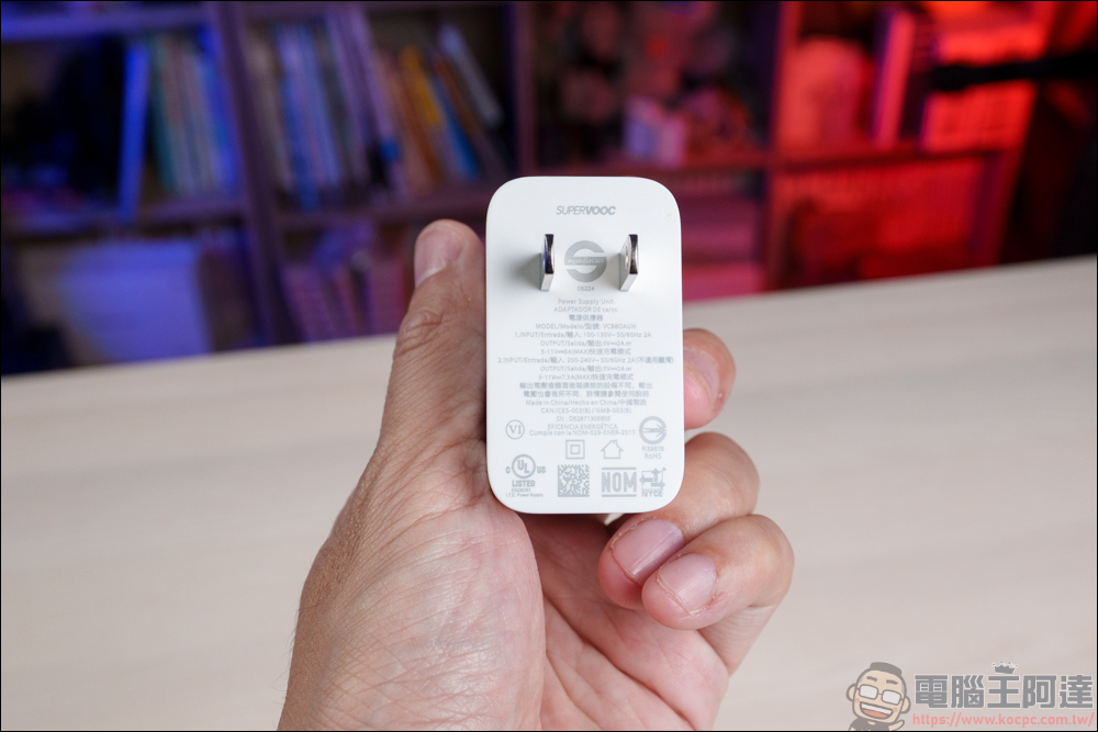 OPPO Reno14 Pro 開箱:5000萬畫素四鏡頭 + AI 影像黑科技,續航實力全面升級 - 電腦王阿達 OPPO Reno14 Pro 開箱:5000萬畫素四鏡頭 + AI 影像黑科技,續航實力全面升級 - 電腦王阿達